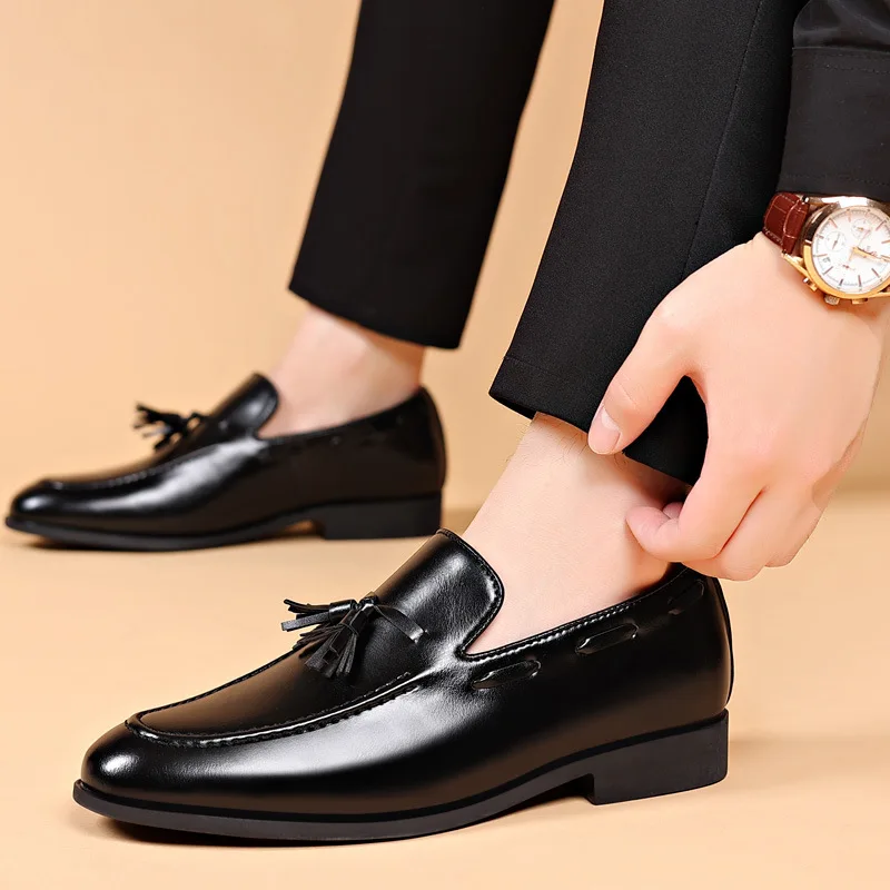 how should dress shoes fit