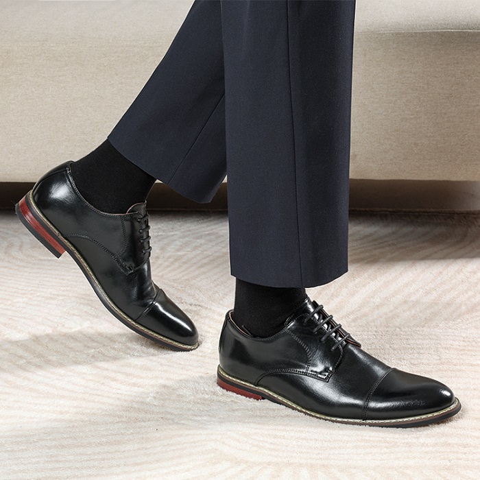 can you wear dress shoes with jeans