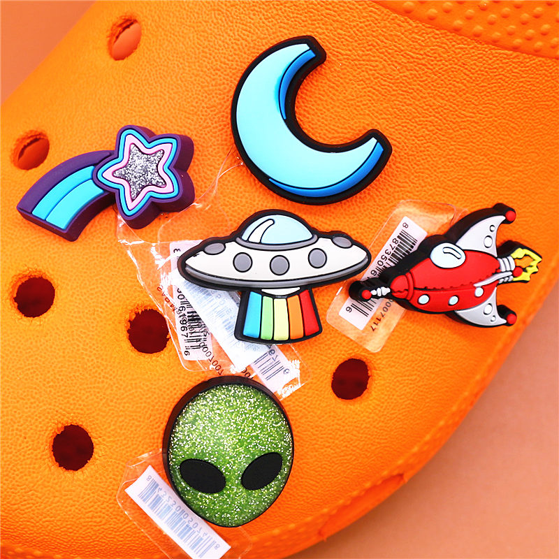 crocs charms